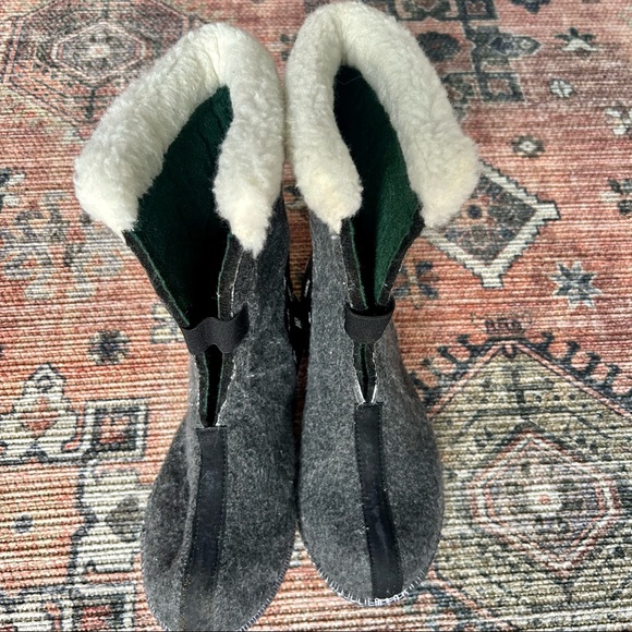 Sorel Women’s Caribou Boot Liners SZ 8.5 - Picture 2 of 6